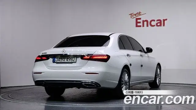 Mercedes-Benz E-Class 2020 — Şəkil 5/20