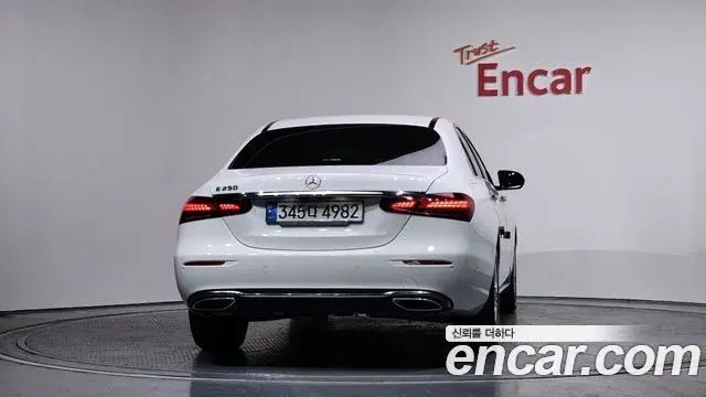 Mercedes-Benz E-Class 2020 — Şəkil 7/20