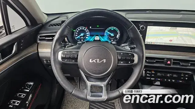 Kia K5 2023 — Photo 14/20