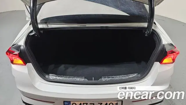 Kia K5 2023 — Photo 12/20