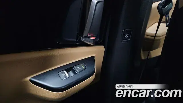 Kia Carnival 2021 — Şəkil 14/20