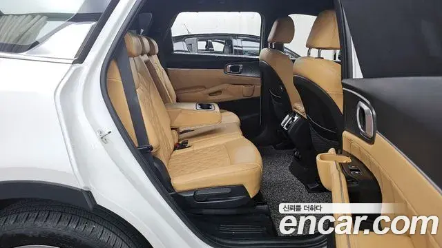Kia Sorento 2020 — Şəkil 17/20