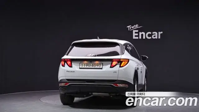 Hyundai Tucson Hybrid 2022 — ფოტო 14/20