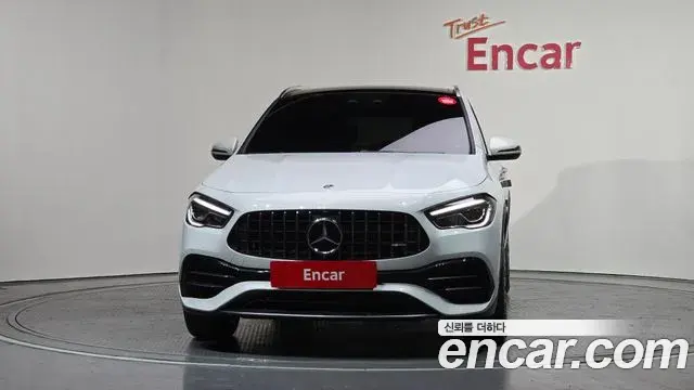 Mercedes-Benz GLA-Class 2023 — Şəkil 13/20