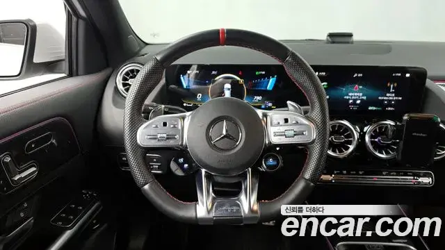 Mercedes-Benz GLA-Class 2023 — Şəkil 18/20