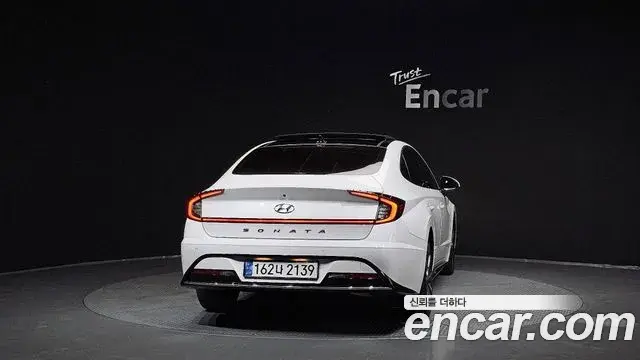 Hyundai Sonata 2019 — Фото 4/20