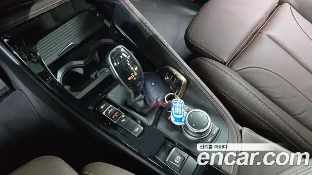 BMW X2 2022 — ფოტო 5/20