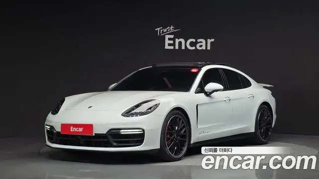 Porsche Panamera 2019 — Photo 14/20