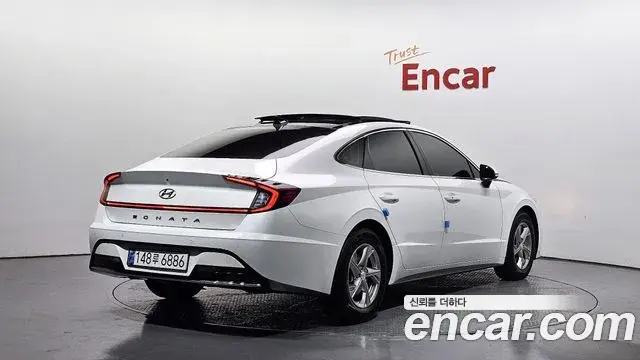 Hyundai Sonata Hybrid 2020 — ფოტო 16/20