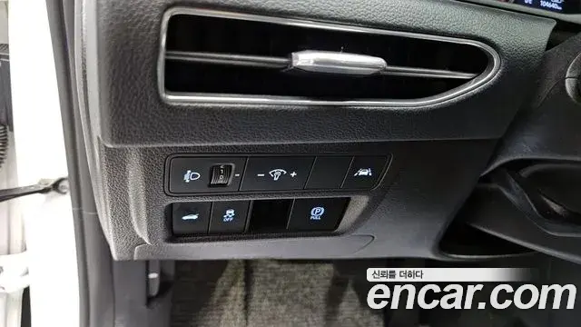 Hyundai Sonata Hybrid 2020 — ფოტო 8/20