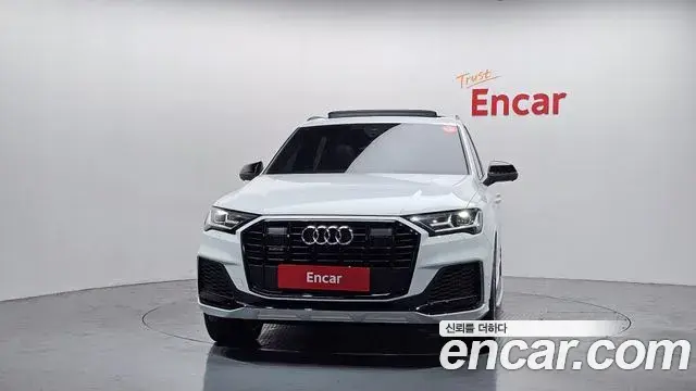 Audi Q7 2022 — Şəkil 3/20