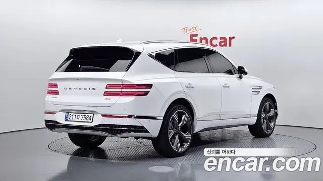 Genesis GV80 2023 — ფოტო 13/20