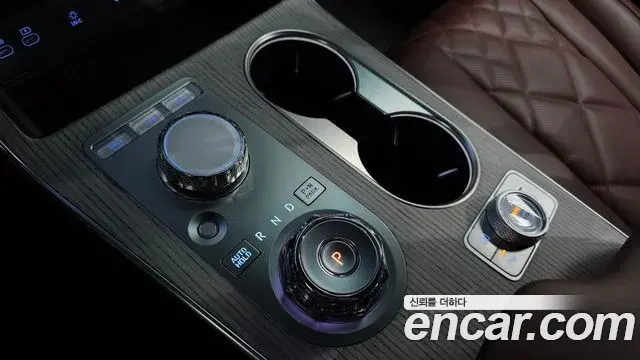 Genesis GV80 2023 — ფოტო 18/20