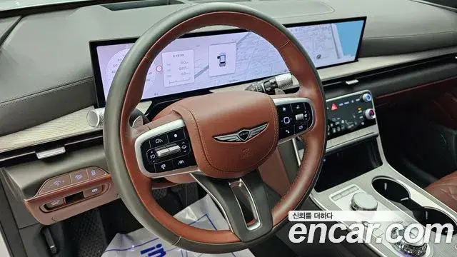 Genesis GV80 2023 — ფოტო 19/20
