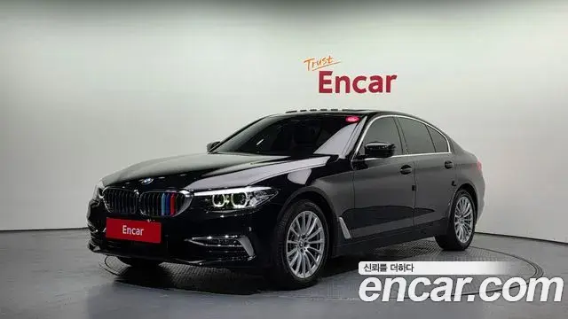 BMW 5 Series 2020 — ფოტო 14/20