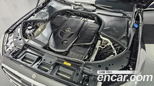 Mercedes-Benz S-Class 2022 — Фото 6/20