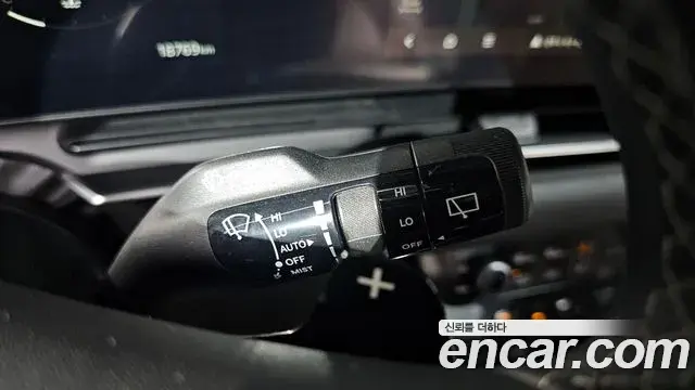 Kia Carnival 2025 — Şəkil 11/20
