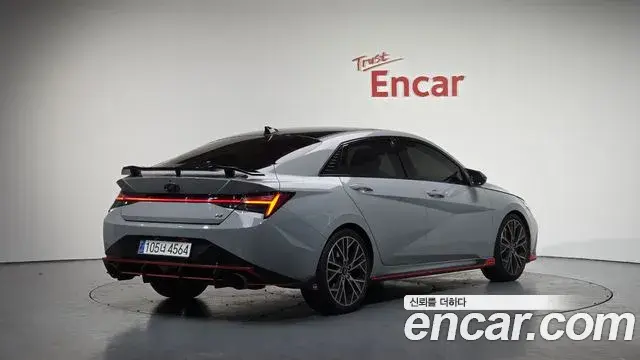 Hyundai The New Avante Hybrid 2022 — Photo 13/20