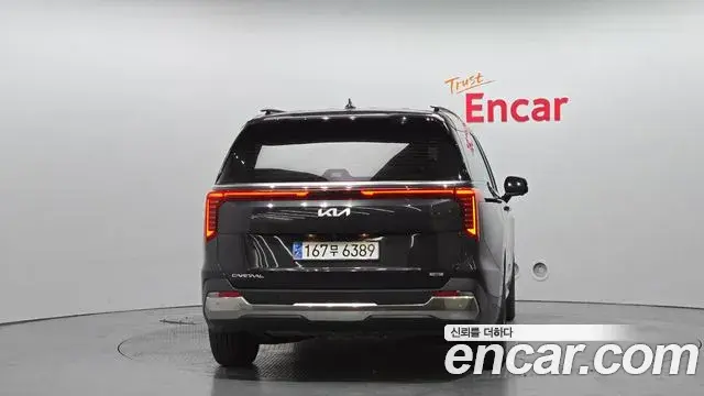 Kia Carnival 2024 — Şəkil 9/20