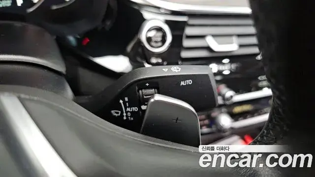 BMW 5 Series 2018 — Photo 3/20