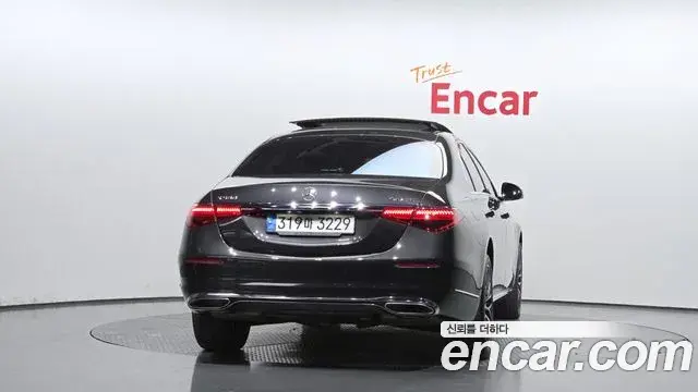 Mercedes-Benz S-Class 2023 — Фото 4/20