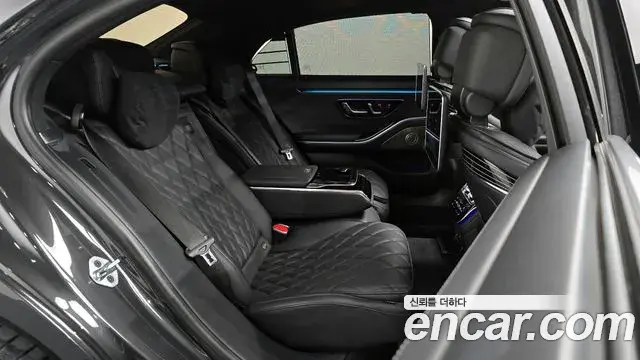 Mercedes-Benz S-Class 2023 — Фото 12/20