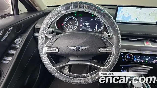 Genesis G80 2023 — Photo 13/20