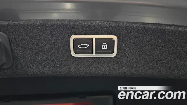 Genesis G80 2023 — Photo 11/20