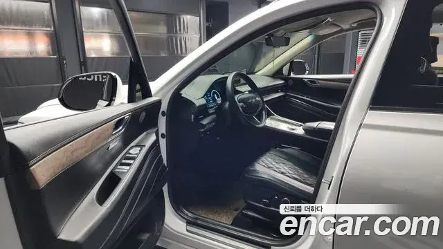 Genesis GV80 2021 — ფოტო 15/20