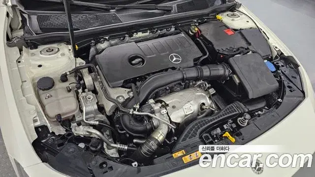 Mercedes-Benz A-Class 2020 — ფოტო 15/20