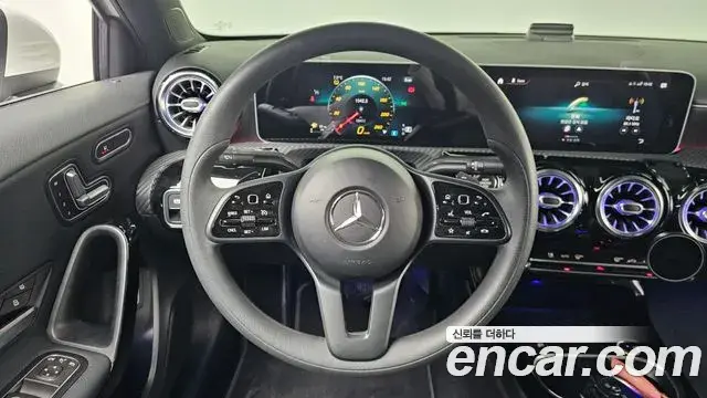 Mercedes-Benz A-Class 2020 — ფოტო 20/20