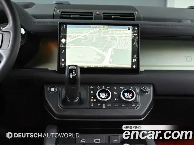 Land Rover Defender 2023 — ფოტო 14/20