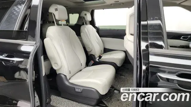 Kia Carnival 2020 — Photo 3/20