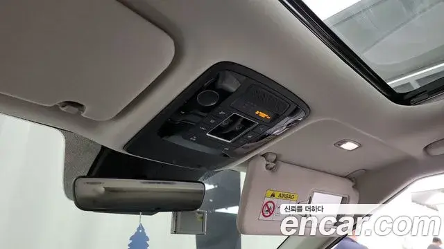 Kia Carnival 2020 — Photo 1/20
