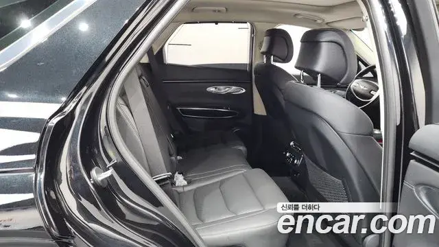Genesis GV70 2023 — Photo 11/20