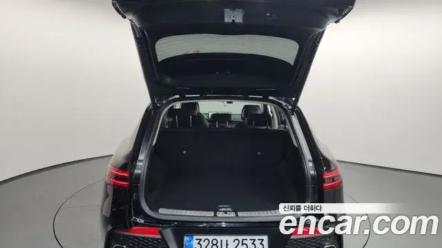 Genesis GV70 2023 — Photo 8/20