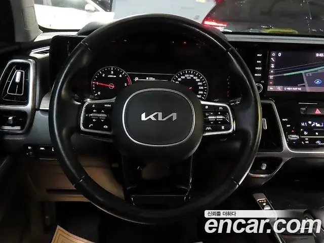 Kia Sorento 2021 — Photo 16/20