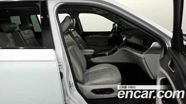 Jeep Grand Cherokee 2021 — Photo 20/20