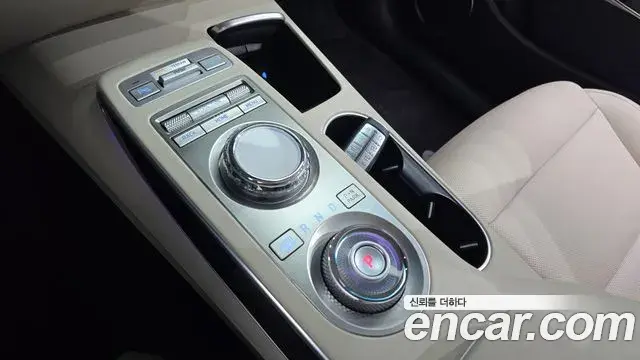 Genesis GV70 2022 — Şəkil 3/20
