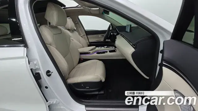 Genesis GV70 2022 — Şəkil 17/20