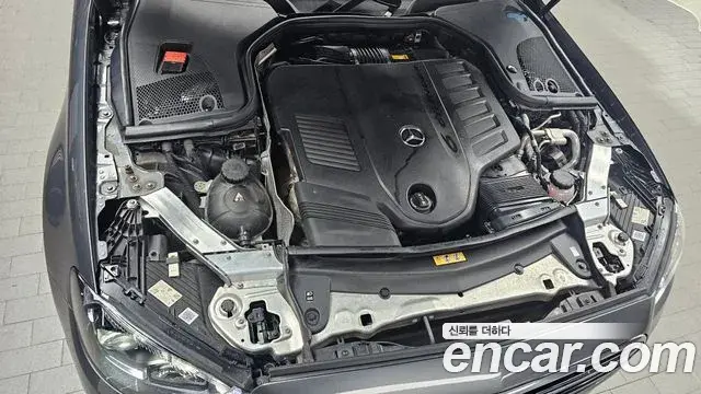 Mercedes-Benz E-Class 2021 — Фото 6/20