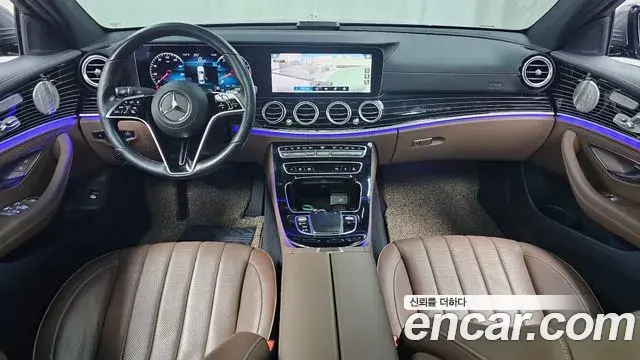 Mercedes-Benz E-Class 2021 — Фото 7/20