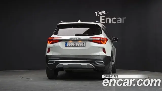 Kia Seltos 2022 — Şəkil 8/20