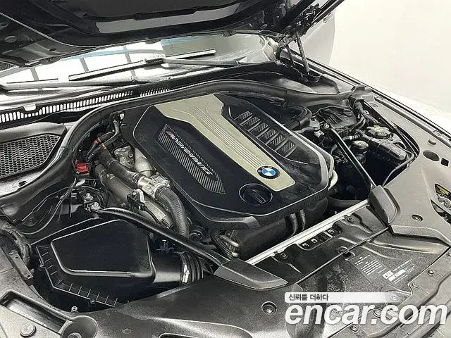 BMW 5 Series 2019 — ფოტო 11/20