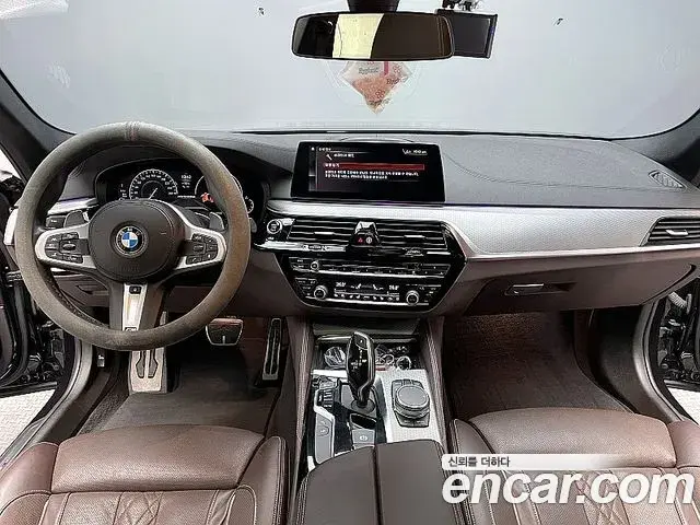 BMW 5 Series 2019 — ფოტო 3/20
