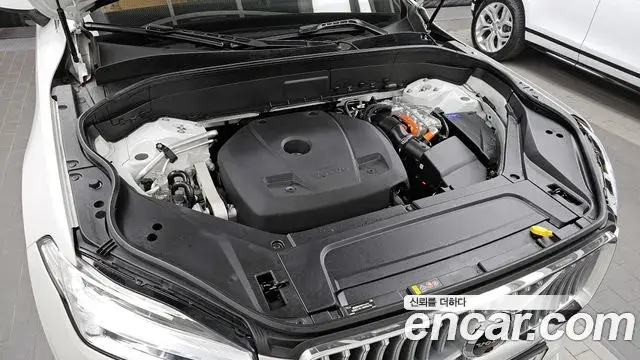 Volvo XC90 2022 — Фото 6/20