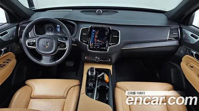 Volvo XC90 2022 — Фото 7/20