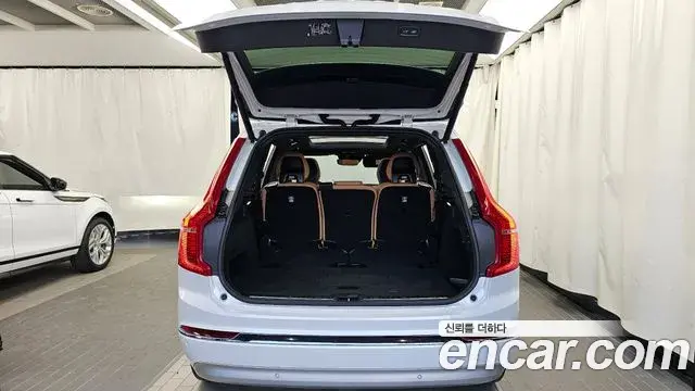Volvo XC90 2022 — Фото 20/20