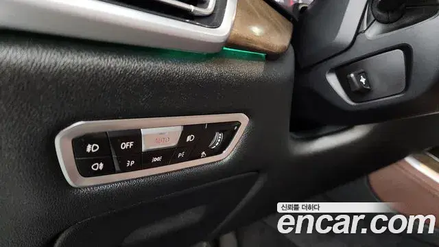 BMW X5 2021 — Photo 15/20