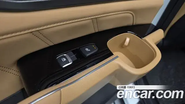 Kia Sorento 2022 — Şəkil 17/20